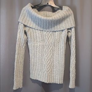 Abercrombie And Fitch Off The Shoulder Sweater L
